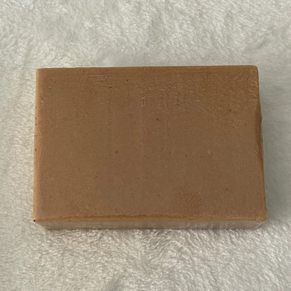 Gardener's Grit‎ Lavender Calendula Cornmeal Soap Bar 4 oz Natural Ingredients